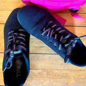 NoBull Trainers Black On Black W/ #iamnobull laces